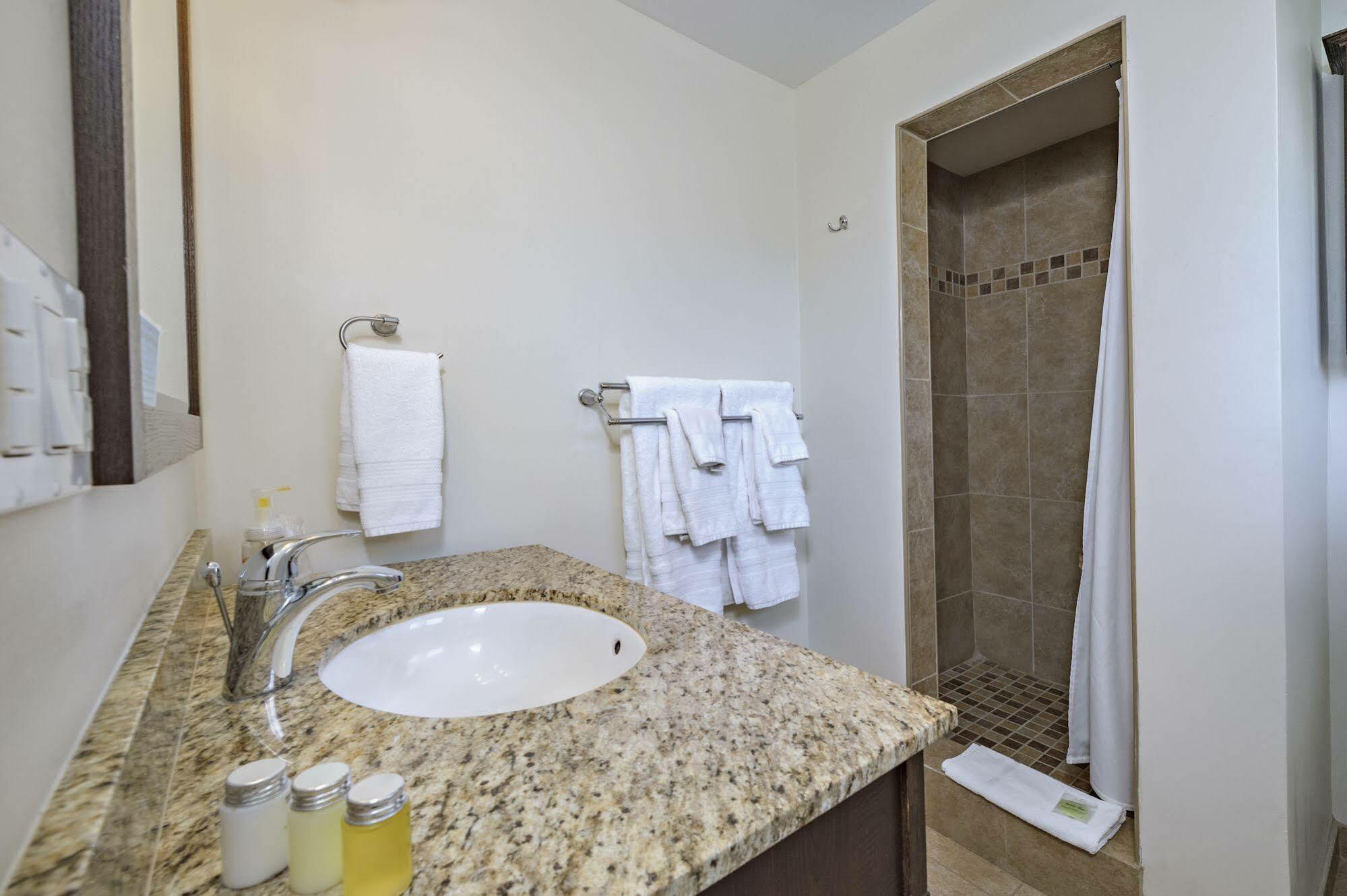 Avance Hotel Palm Springs Buitenkant foto